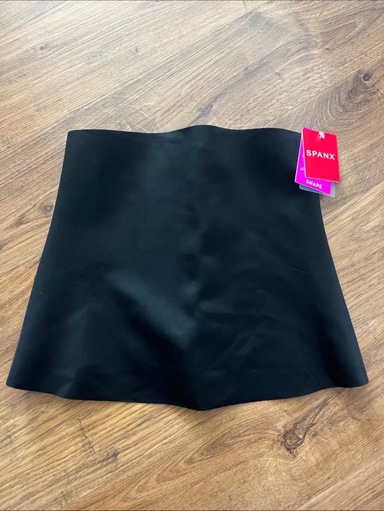 SPANX Other - SPANX Waist Cincher (NWT-L) FINAL SALE